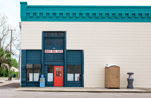 Best Portable restroom trailer rental  in Jamestown, TN